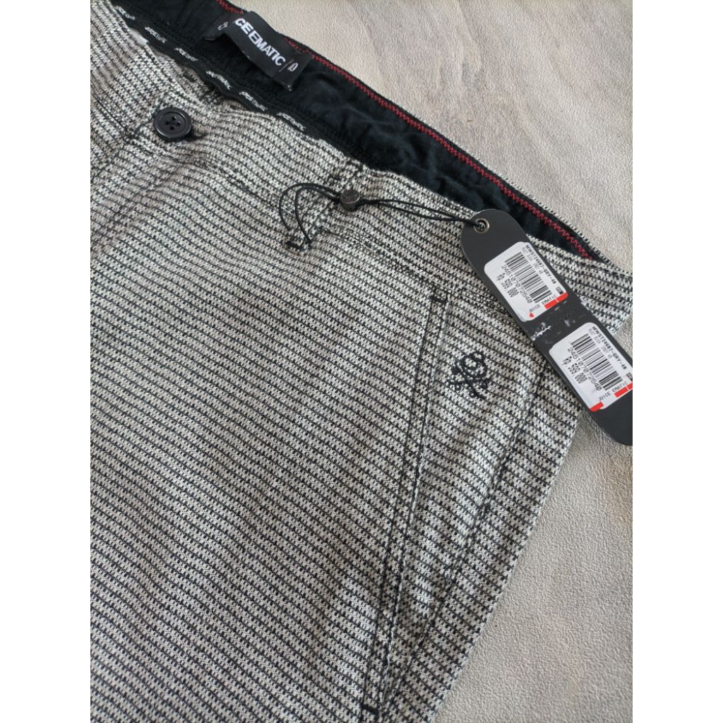 celana pendek juice ematic original - dize 40