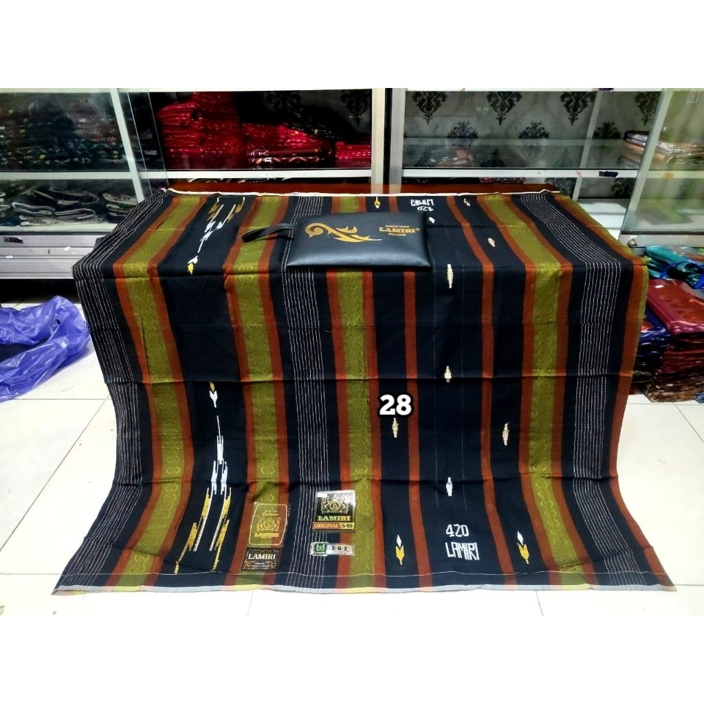 Sarung LAMIRI 420 Mercerized Nilon Motif SGE