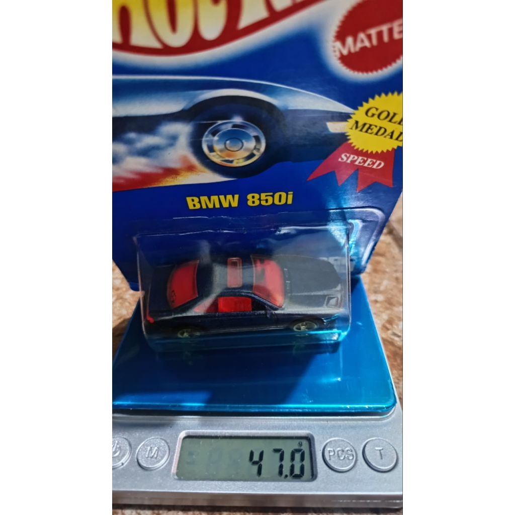 hotwheels bmw 850i