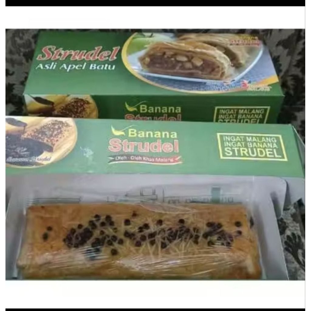 Banana strudel malang