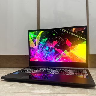 LAPTOP GAMING SULTAN - AFTERSHOCK APEX 15 GTX 1060 I7 8750H 16/256GB