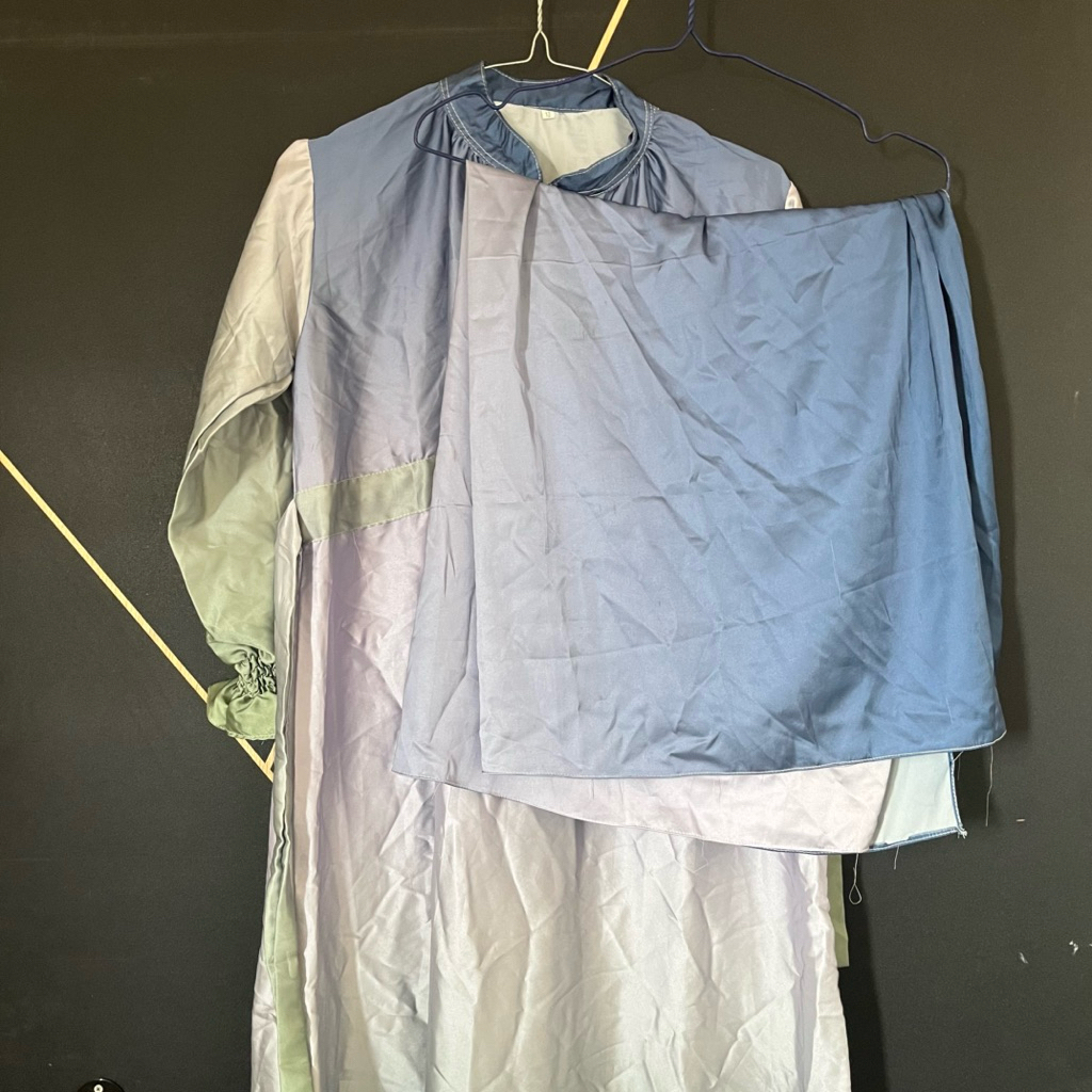 preloved dress/gamis silk dengan kerudung anak remaja perempuan