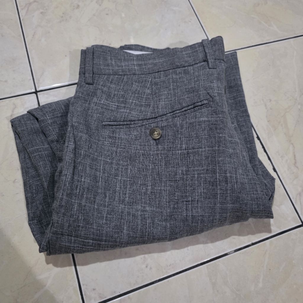 Celana jas dengan potongan Regular Fit HnM Grey Marl 34