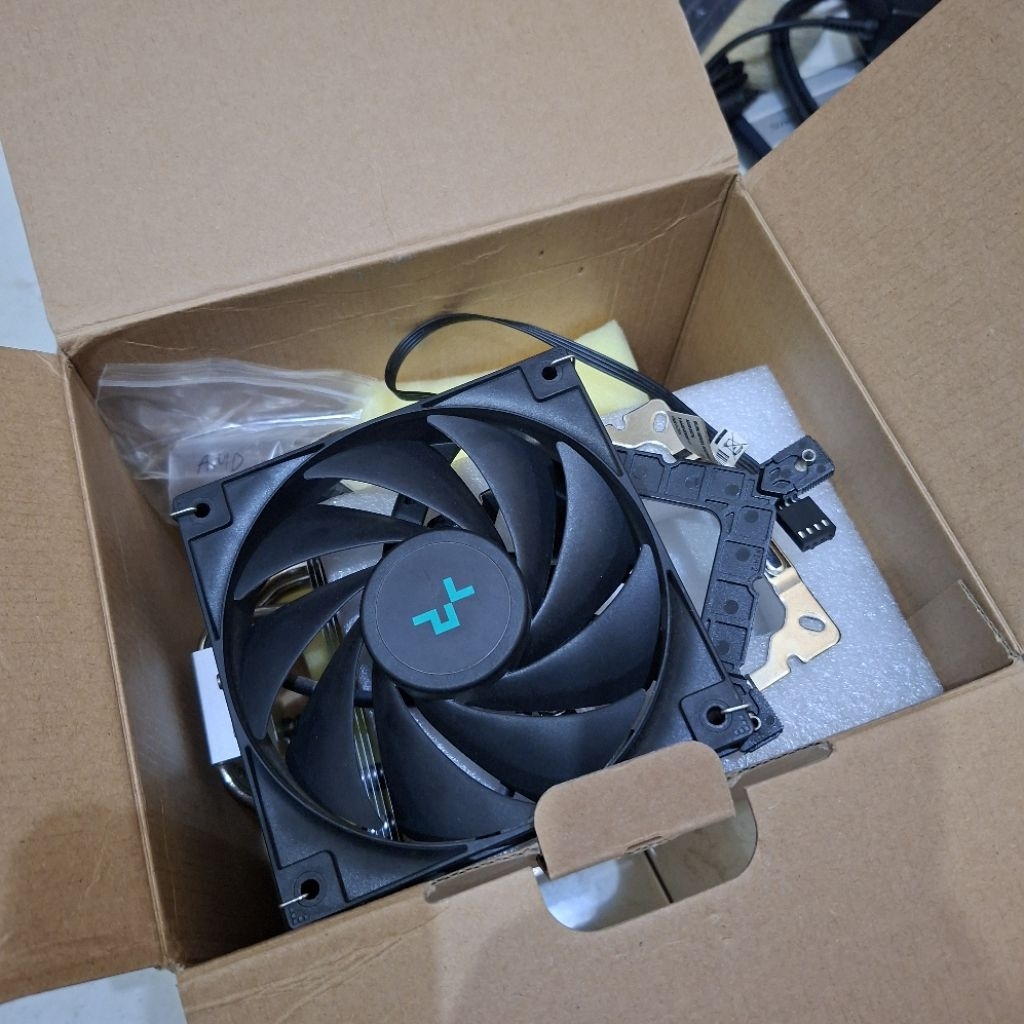 DeepCool AK400 Digital CPU Cooler Bekas