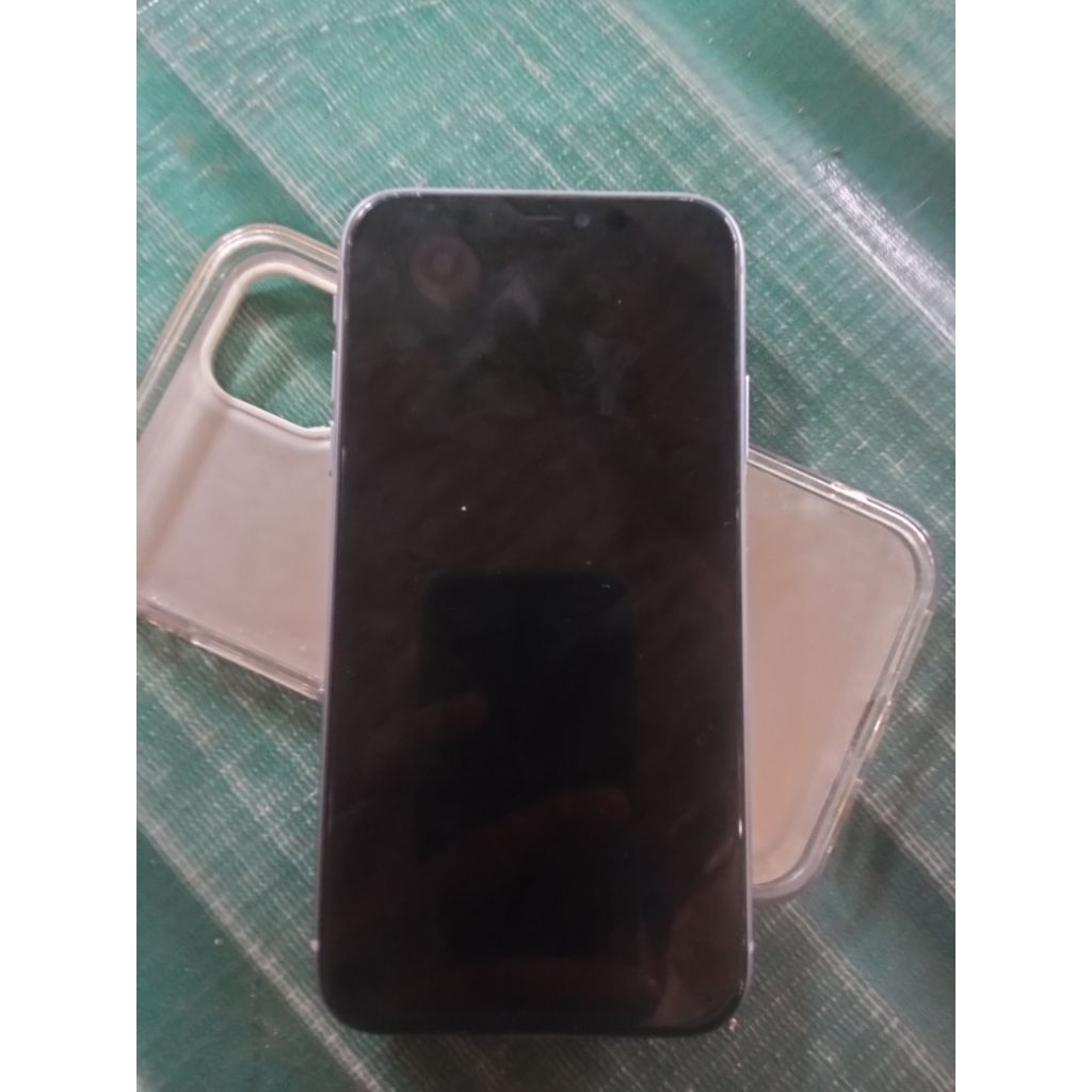 iphone 11 128Gb inter