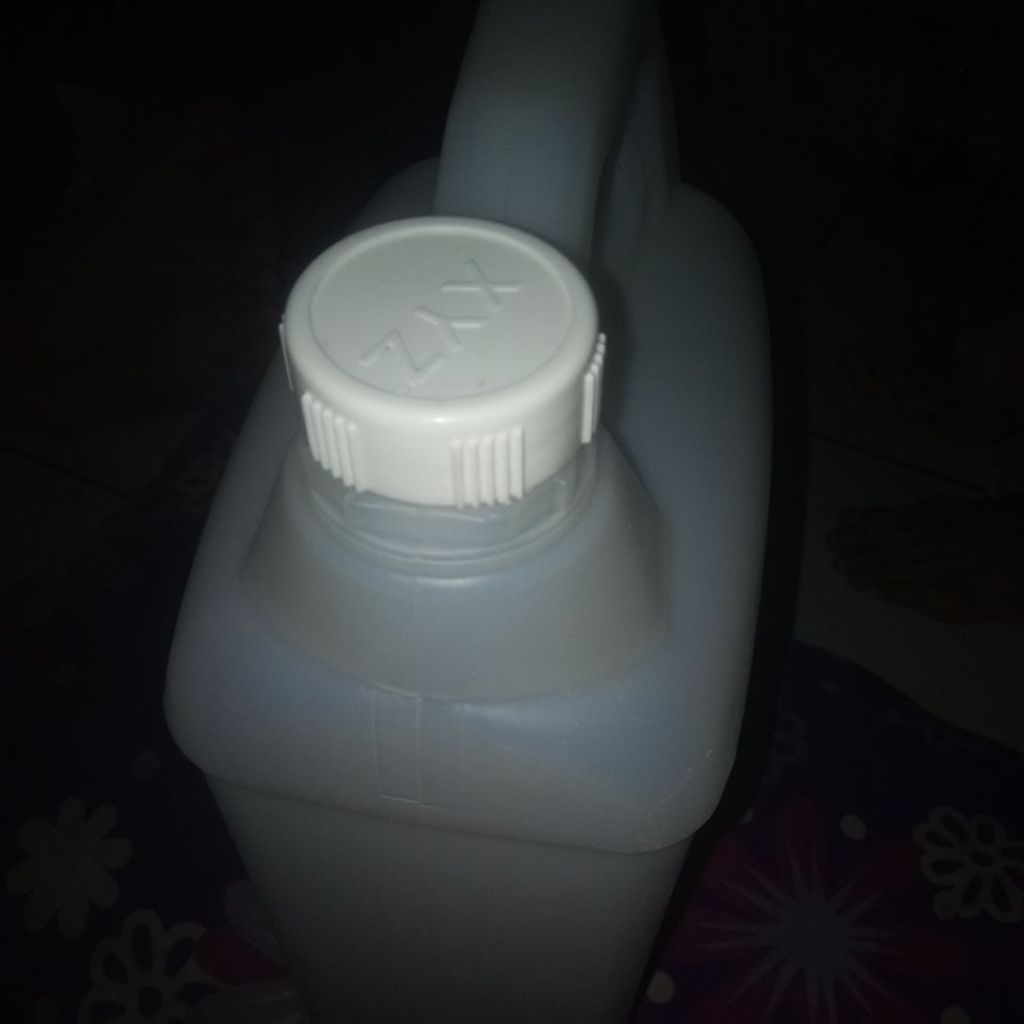 jerigen 5 liter + tutup dalam