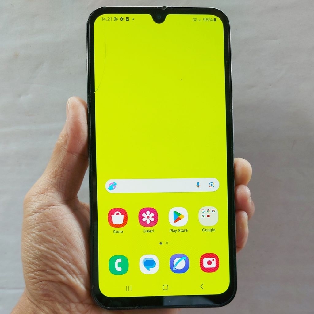 Handphone Hp Samsung Galaxy M15 5G Second 6/128 NFC Eks Resmi Sein Original