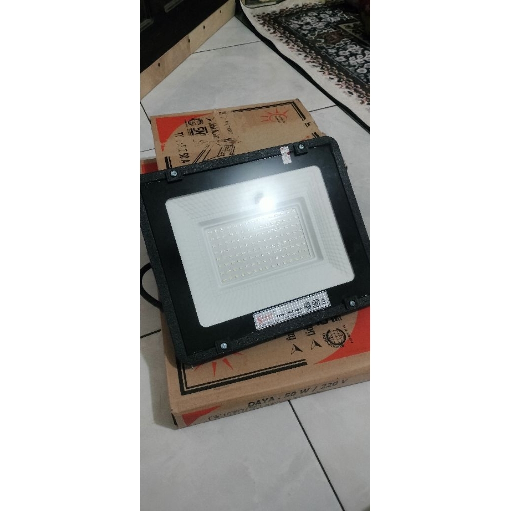 LAMPU SOROT LED LAMPU TEMBAK SLAST 50WATT 220V 50A