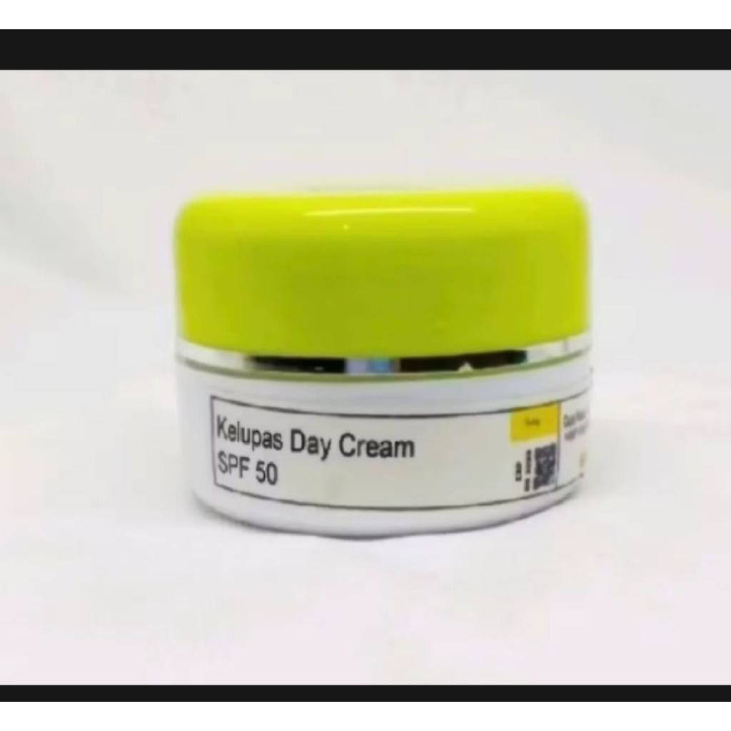 day cream kelupas spf50 pencerah wajah dan mengglowingkan wajah