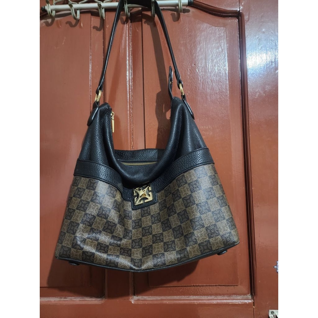 Gobelini Tas Bahu Shoulder Bag Bahan Kulit ORI- Preloved