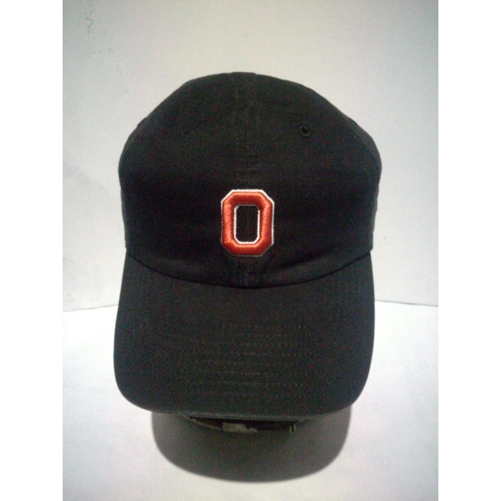 Topi nike team second