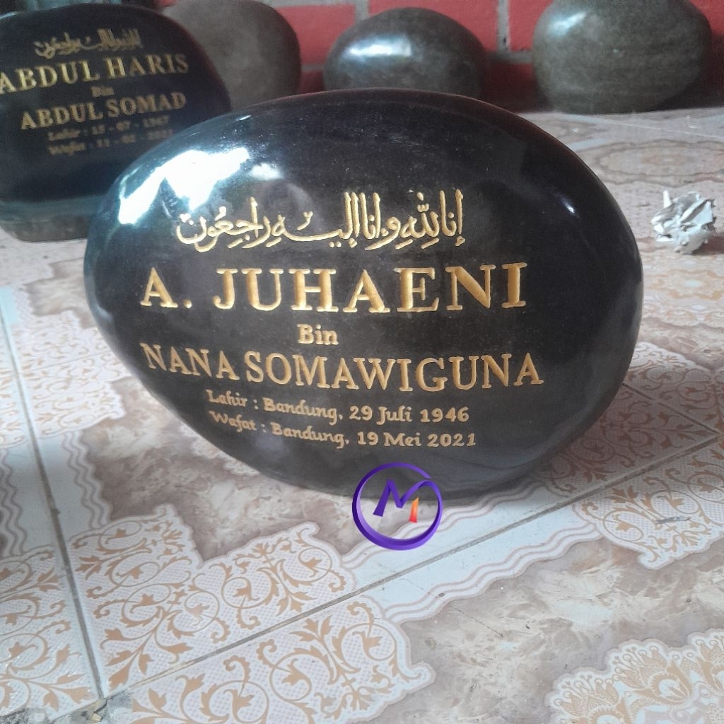 Es_Teh_Mamam Nisan Makam Baby/Prasasti Makam/Papan Nama Makam