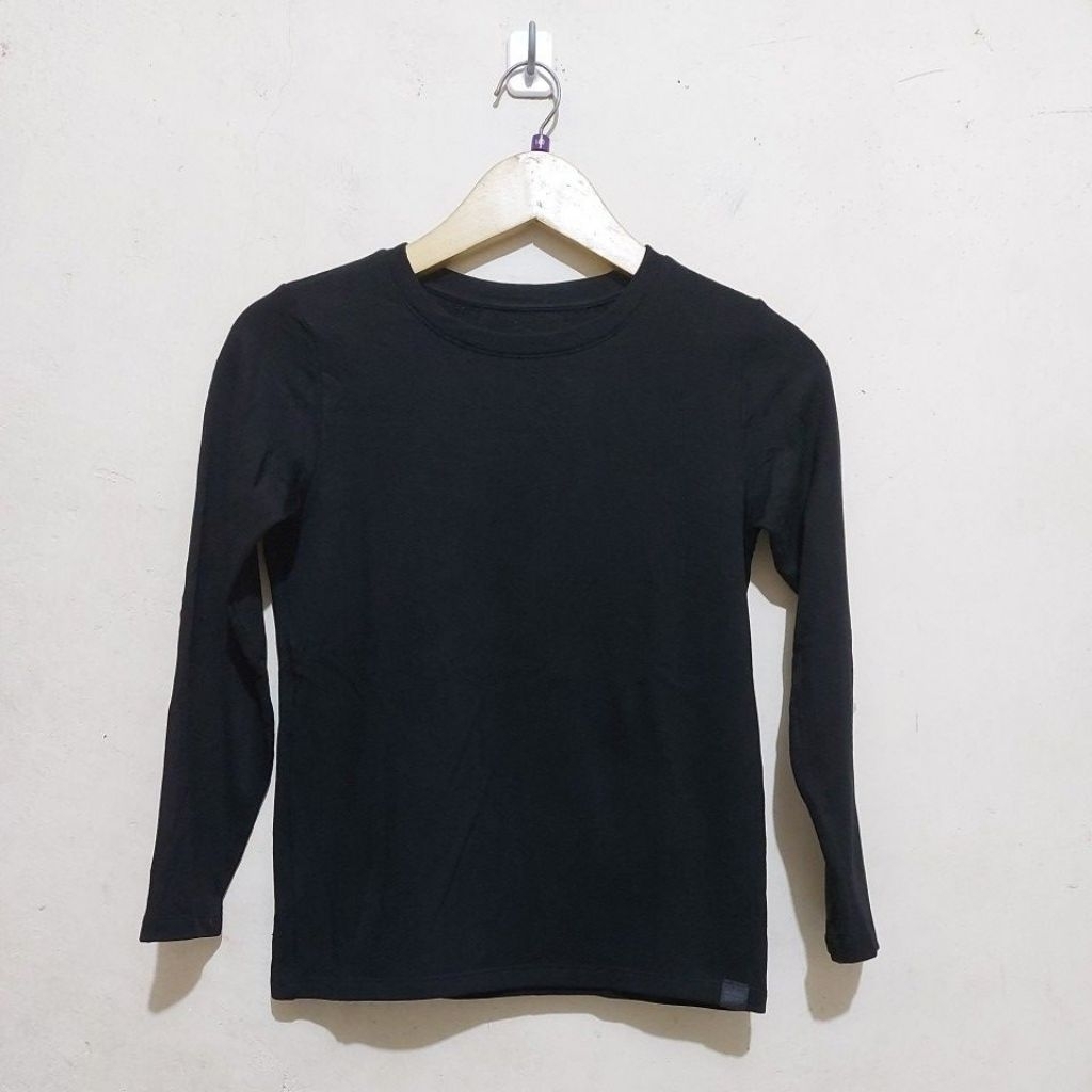 code:E102>Tshirt Heattech ultrawarm crew neck untuk anak UNI*140