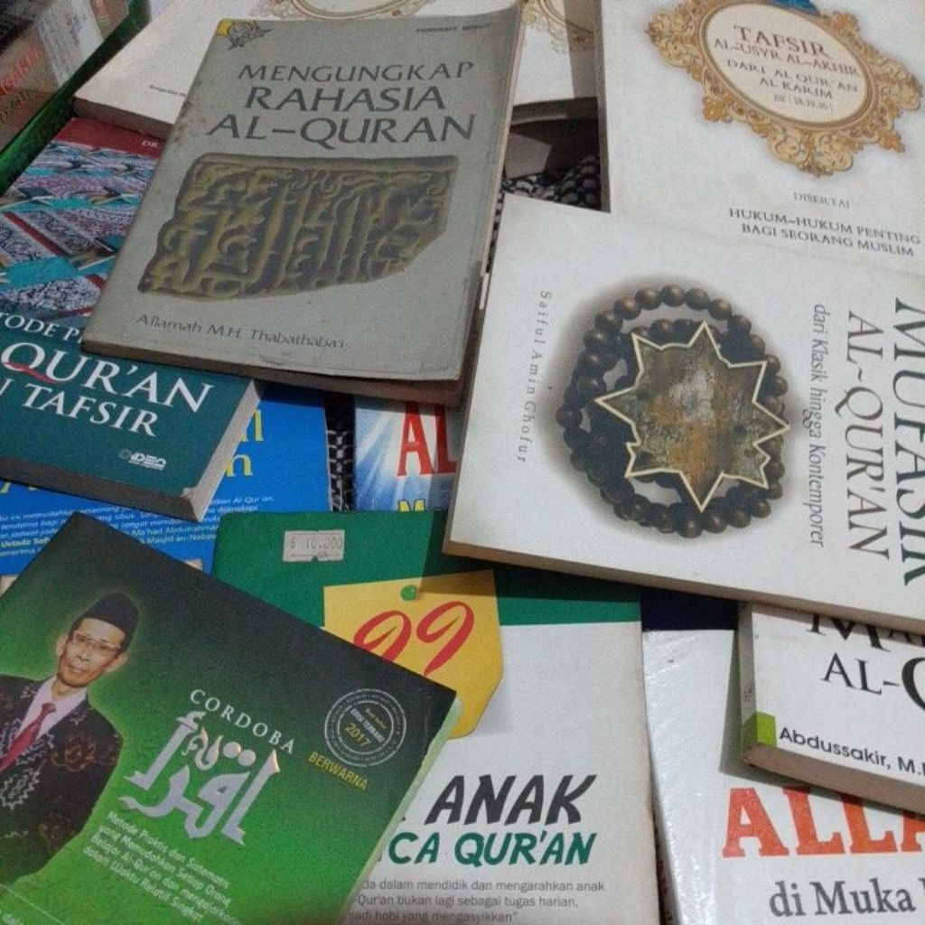 Bekas - Aneka buku tentang Al-Quran Al-Qur'an TAFSIR METODOLOGI MENGHAFAL INDEKS harga satuan
