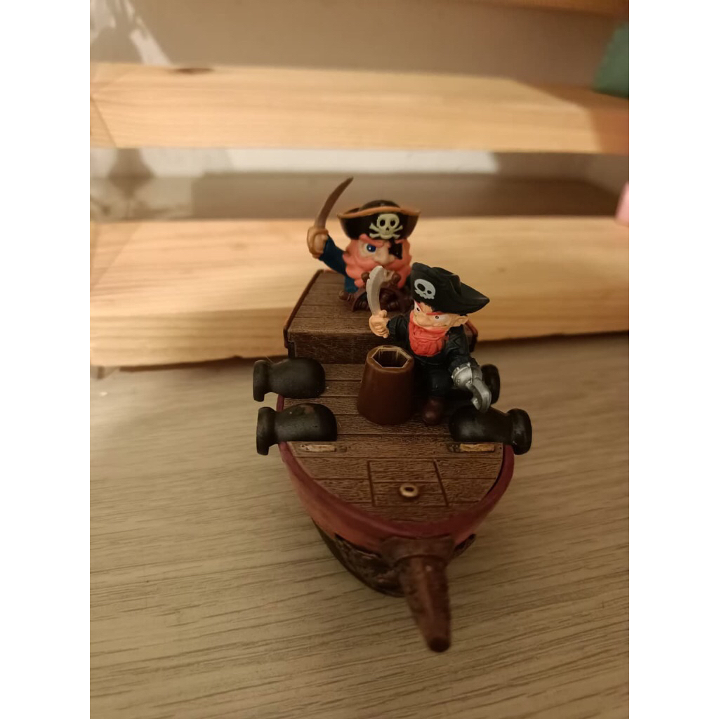 figur bajak laut