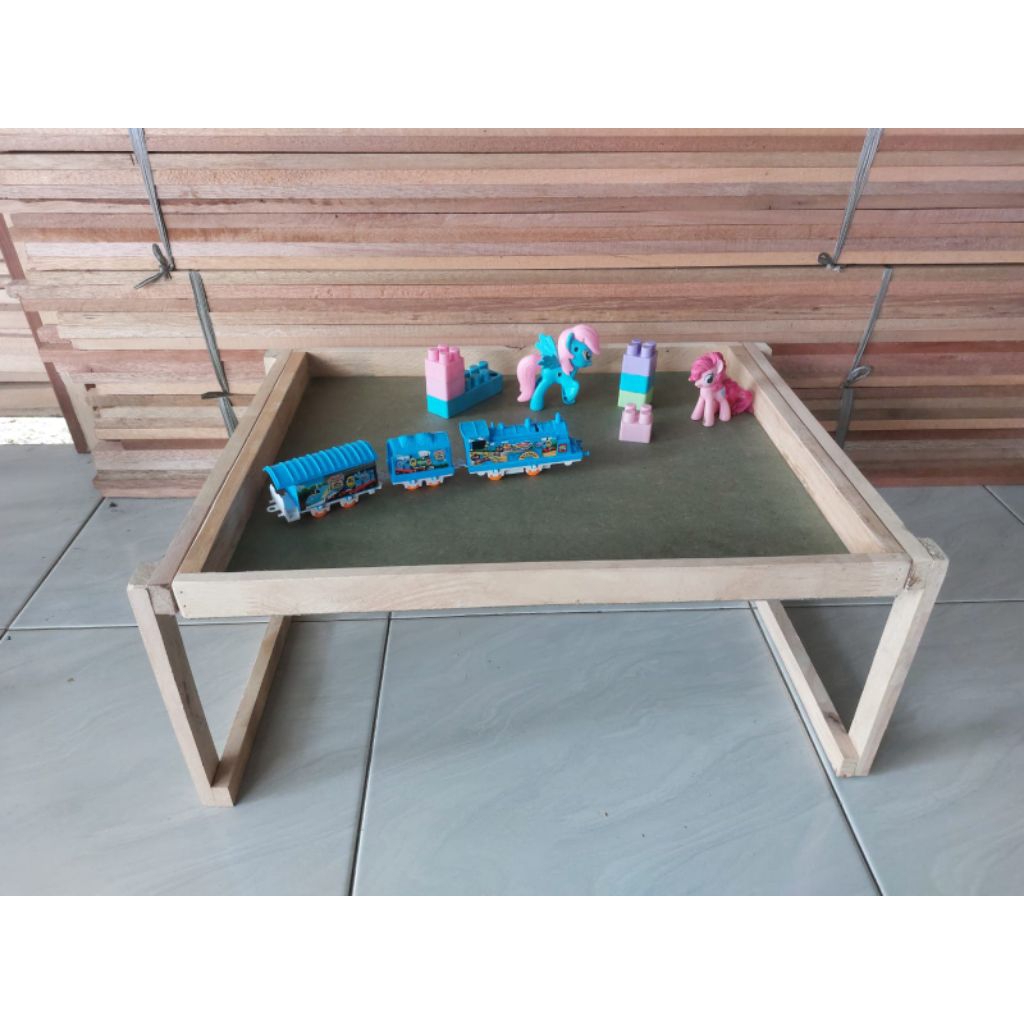 Meja Pasir Mainan Anak