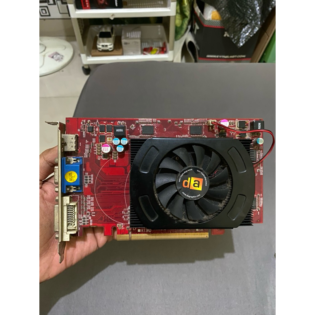 vga card radeon hd5570 1gb 128bit ddr3 normal seken