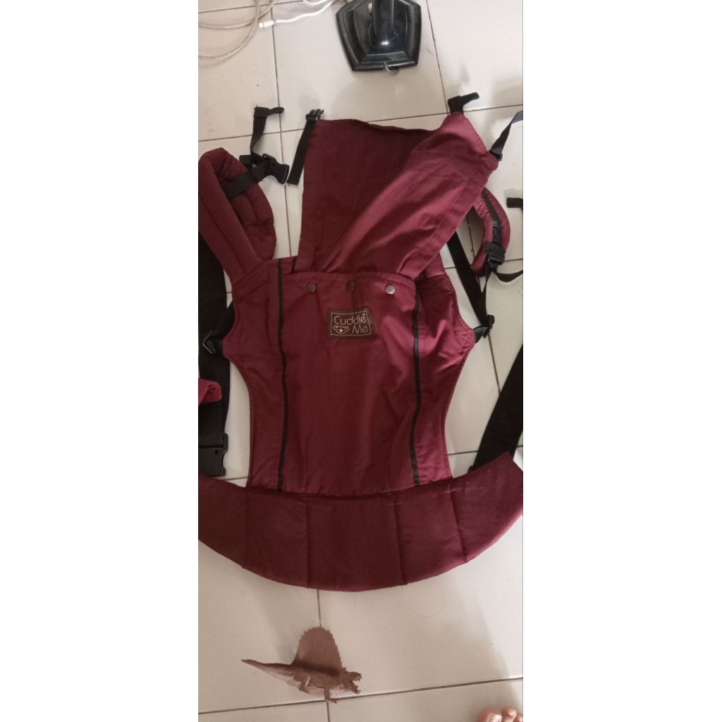 Preloved Gendongan SSC Cuddle Me