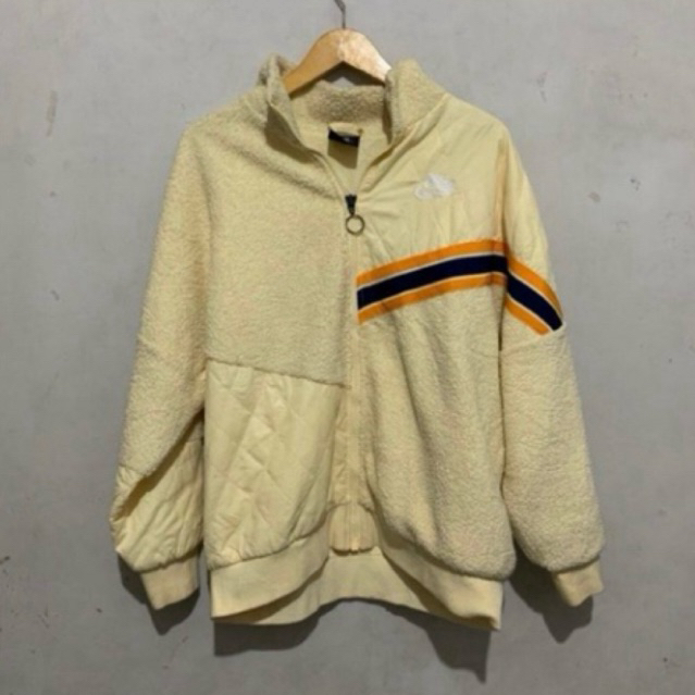 preloved jacket nike nsw vintage sherpa m fit XL oversize second original preloved
