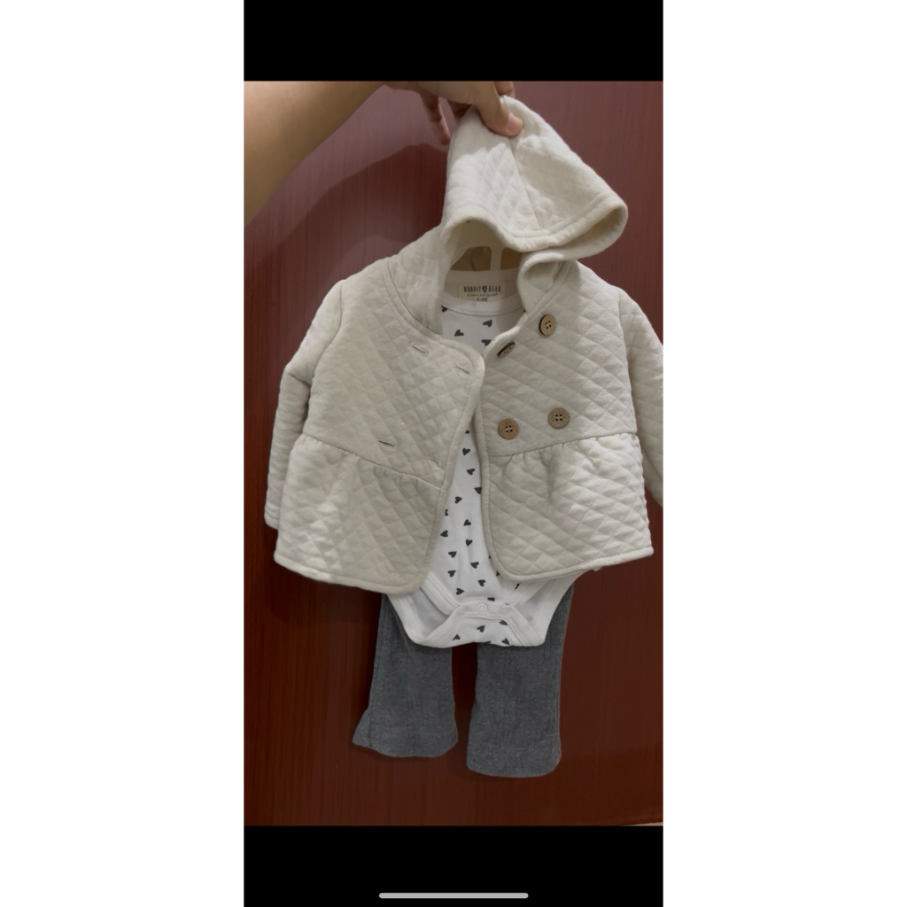 Preloved Setelan Jaket Hoodie, Bodysuit, Celana Bayi Perempuan Premium Quality