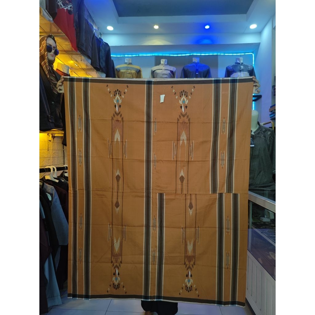 sarung bhs royal jahitan tengah ,Rijek minim ori jangan di co yaa sudah terjual