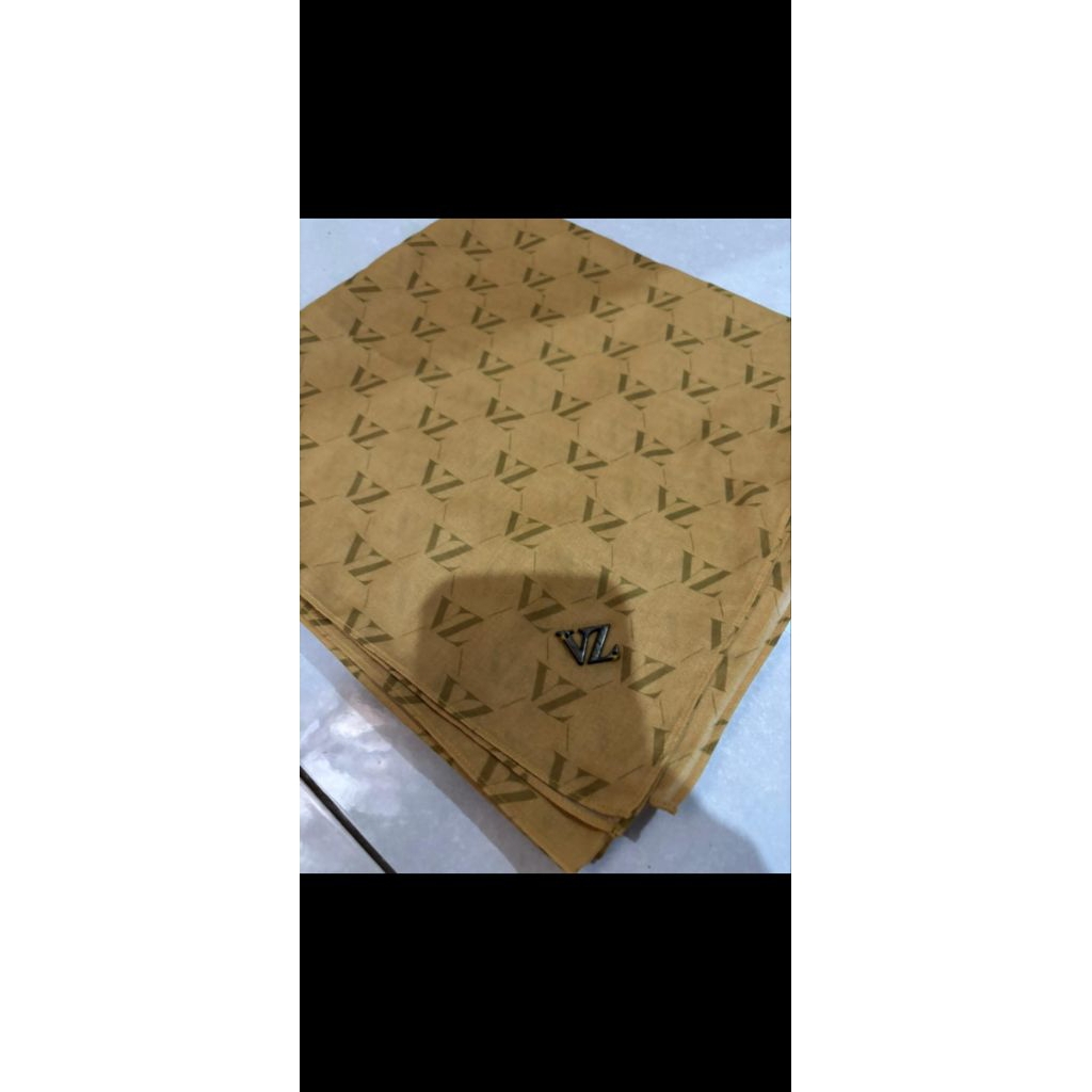 monogram vivi zubedi