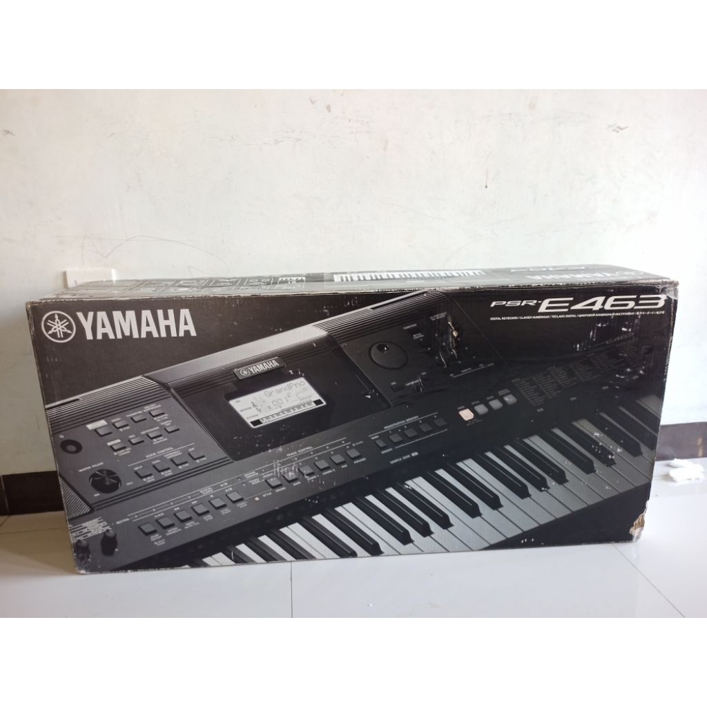 Yamaha PSR E463