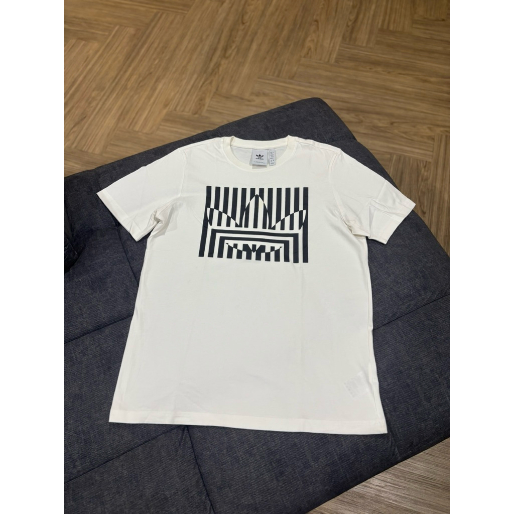 Adidas men tshirt original