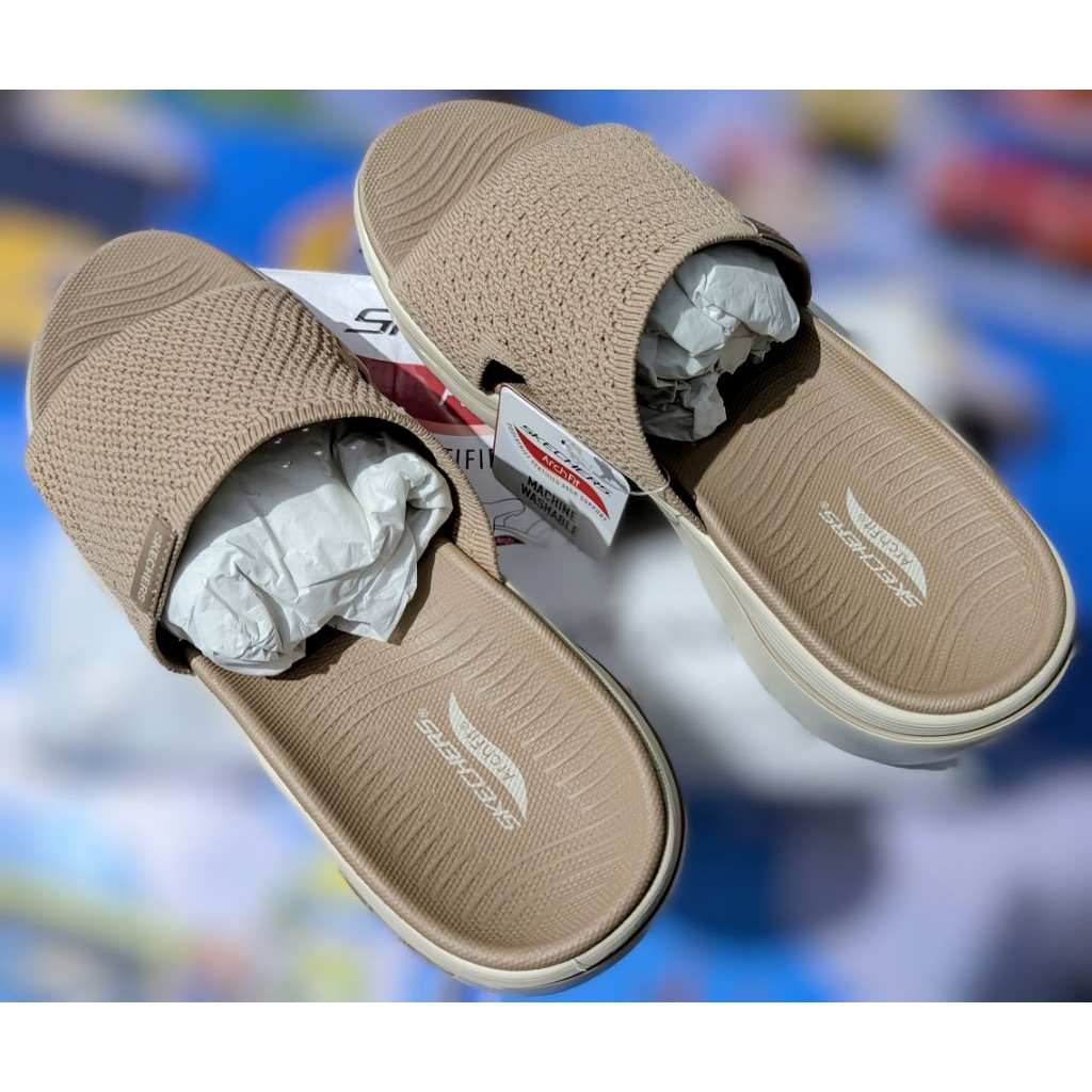 Sandal Skechers Go Walk Arch Fit 2.0