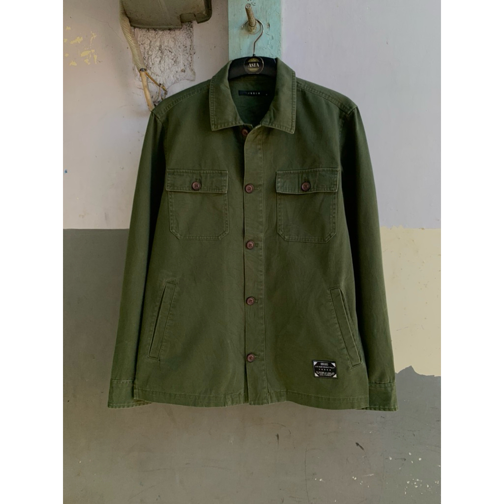 kemeja outer andew pria lengan panjang preloved