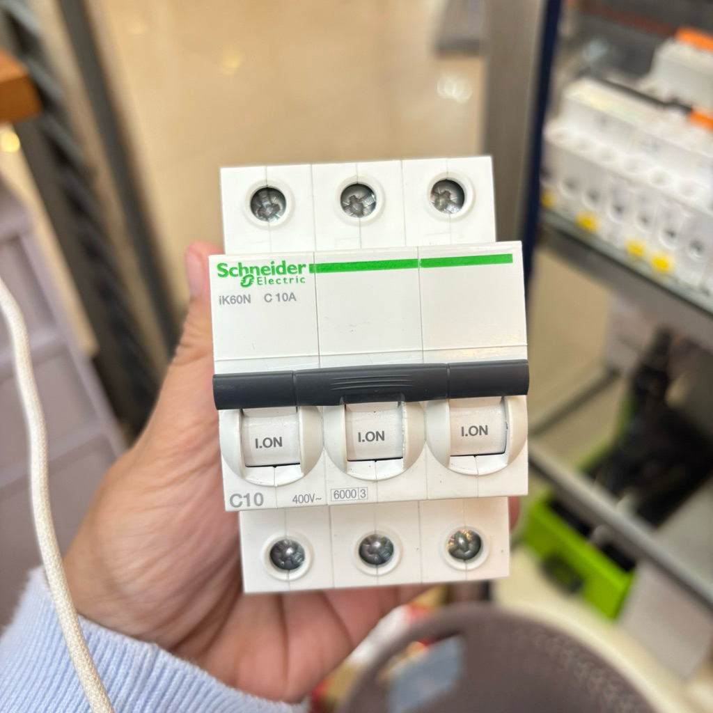 MCB 3Phase IK60N 10A 10Amper Schneider kepala hitam