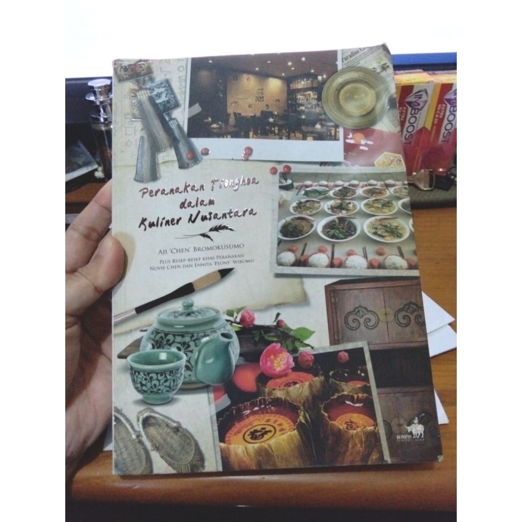 Buku Peranakan Tionghoa dalam Kuliner Nusantara (preloved)