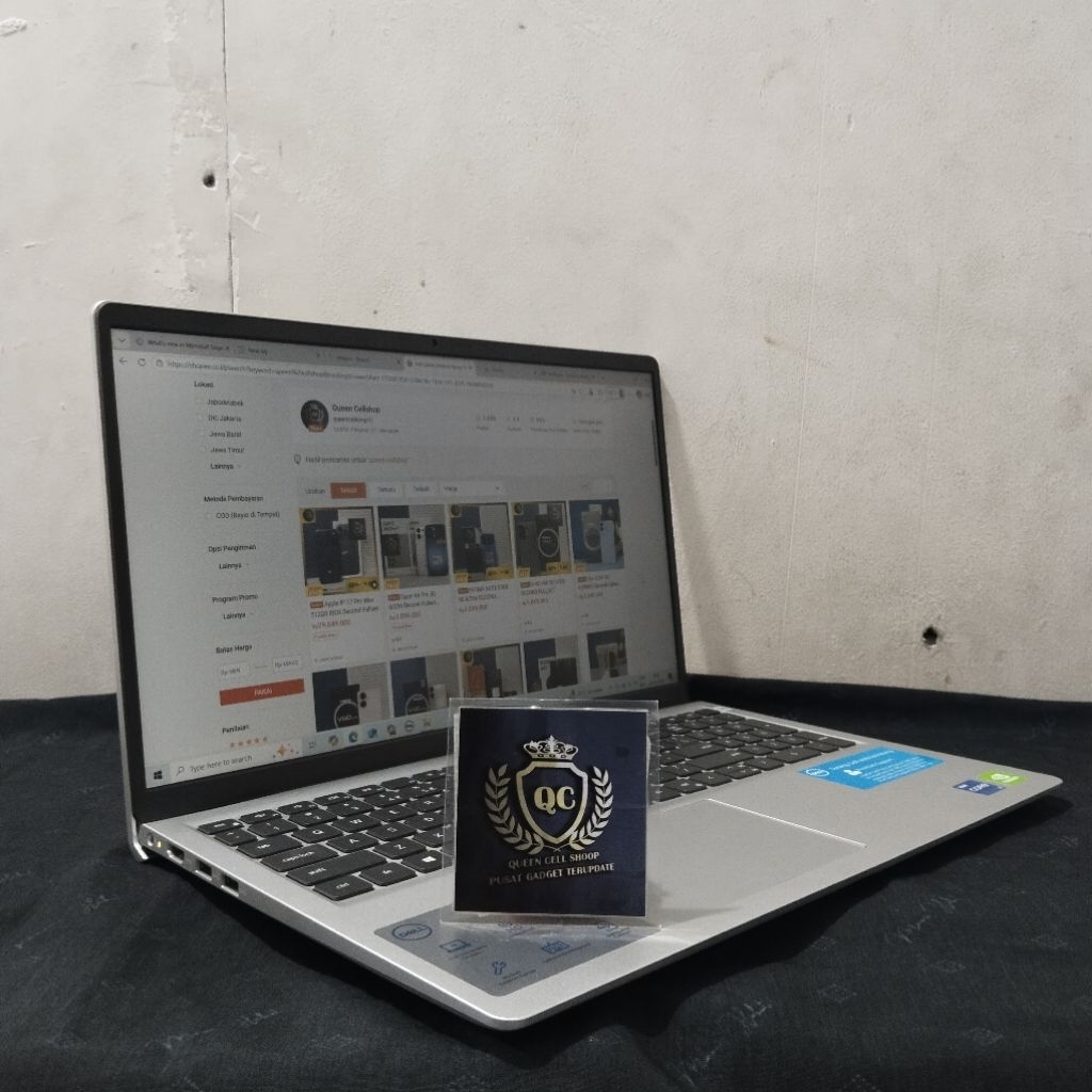 LAPTOP DELL INSPIRON 15 3511 i7 1165G7 8GB SSD 512GB 14 INCH SECOND BERGARANSI RESMI