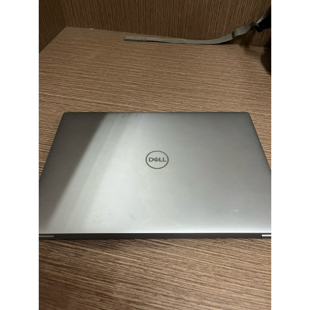 Dell XPS 13 9315 Second layar rusak, mesin normal