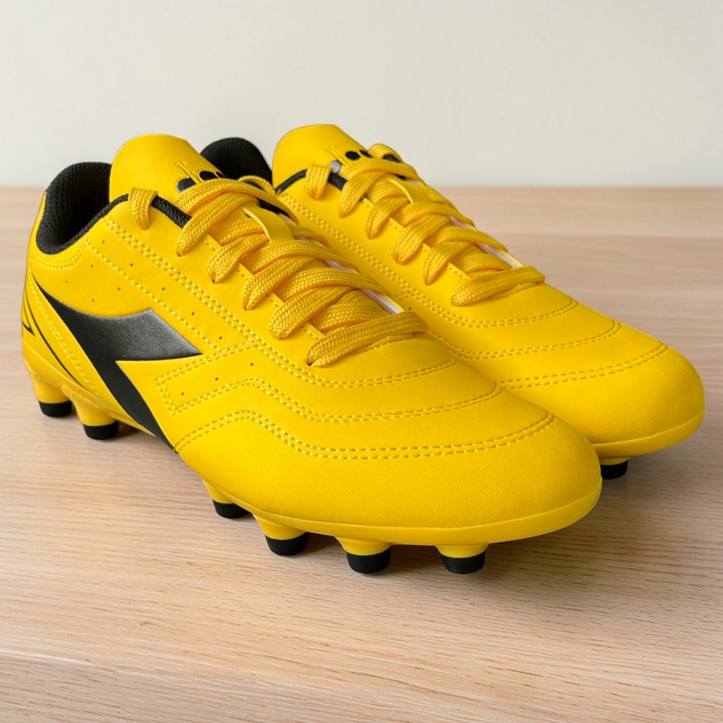 SALE Sepatu Sepak Bola Pria Diadora Terbaru Football dan Mini Soccer Sepakbola