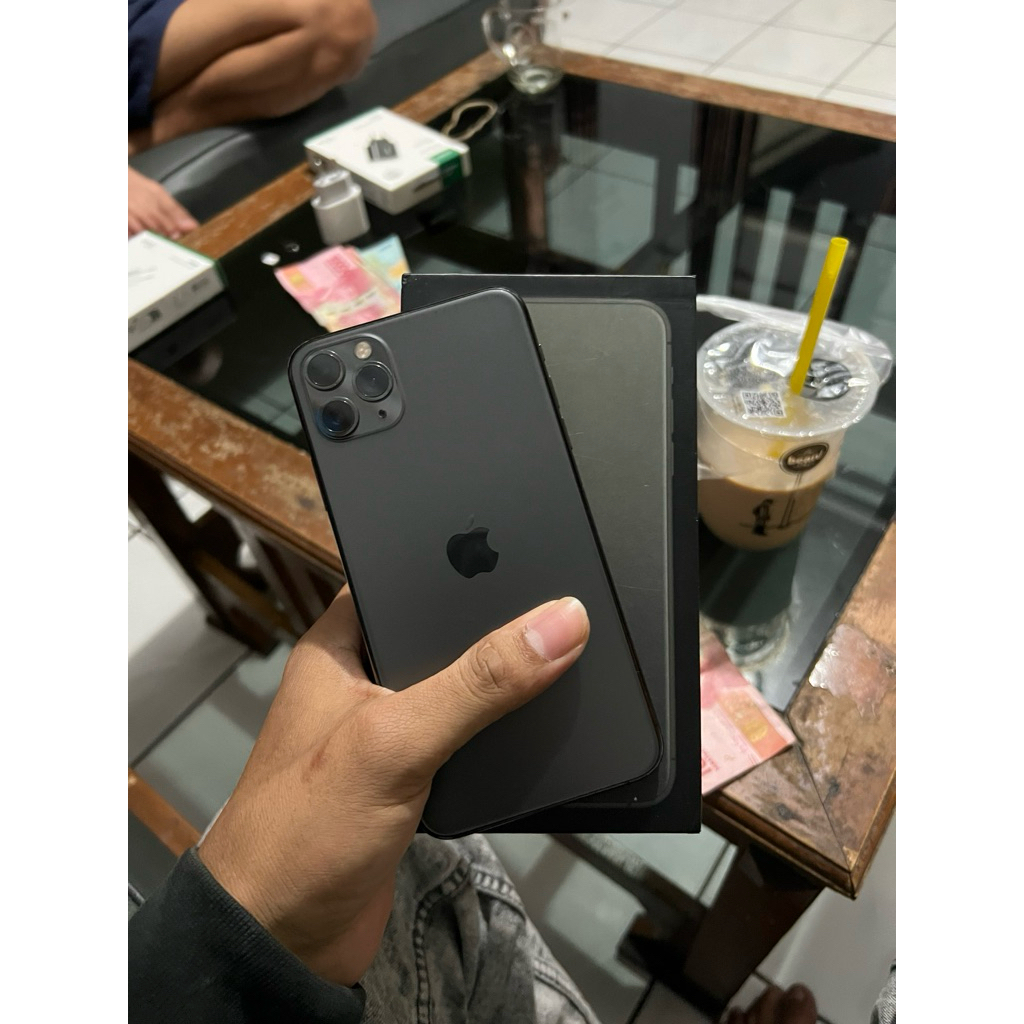 iPhone 11 Pro Max 256gb Beacukai sinyal permanen