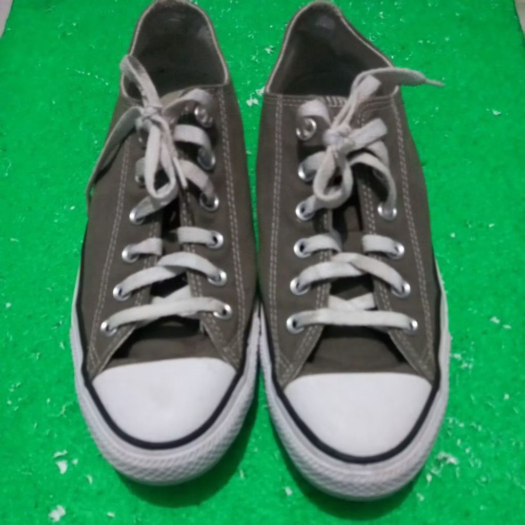 PL sepatu casual Convers CT low zaitun