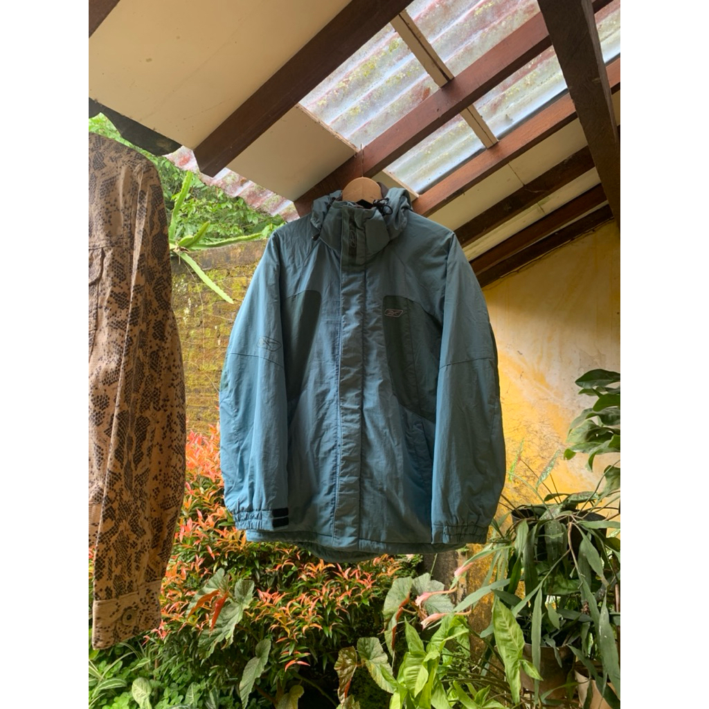 REEBOK GORPCORE OUTDOOR WINDBRAKER WATERPROOF JACKET COLORBLOK SNOWBOARD