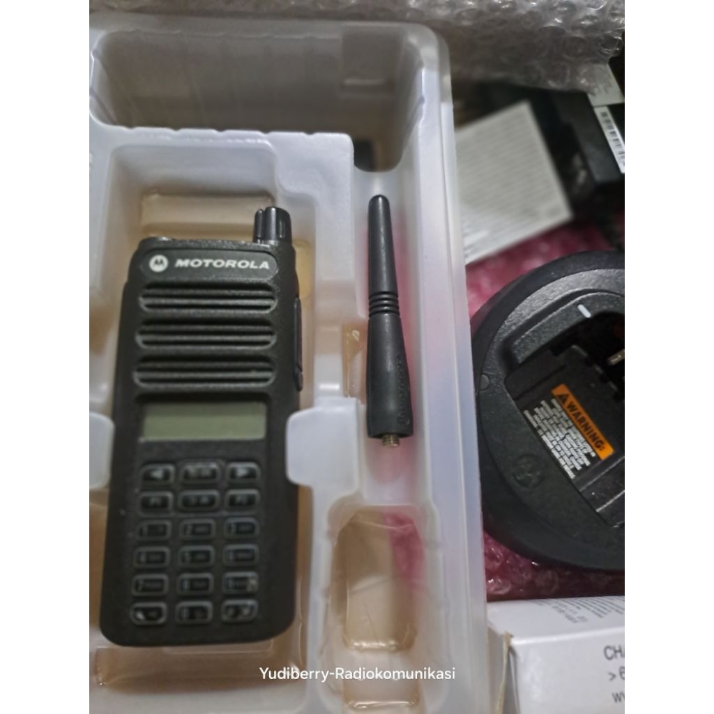 Ht Motorola Xir C2660 Uhf Low Band 350 Mhz Walkie Talkie Xir2660 Uhf 350Mhz Bekas