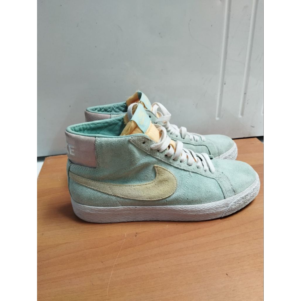 SEPATU RUNNING SNEAKERS CASUAL NIKE SB BLAZER SIZE 40-41 BEKAS PRELOVED