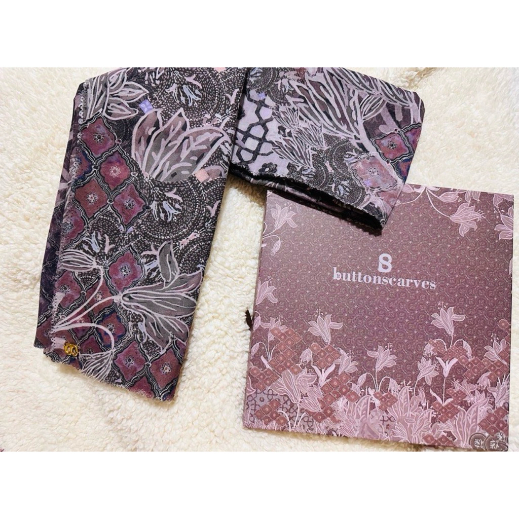 Buttonscarves maharani series - bhura