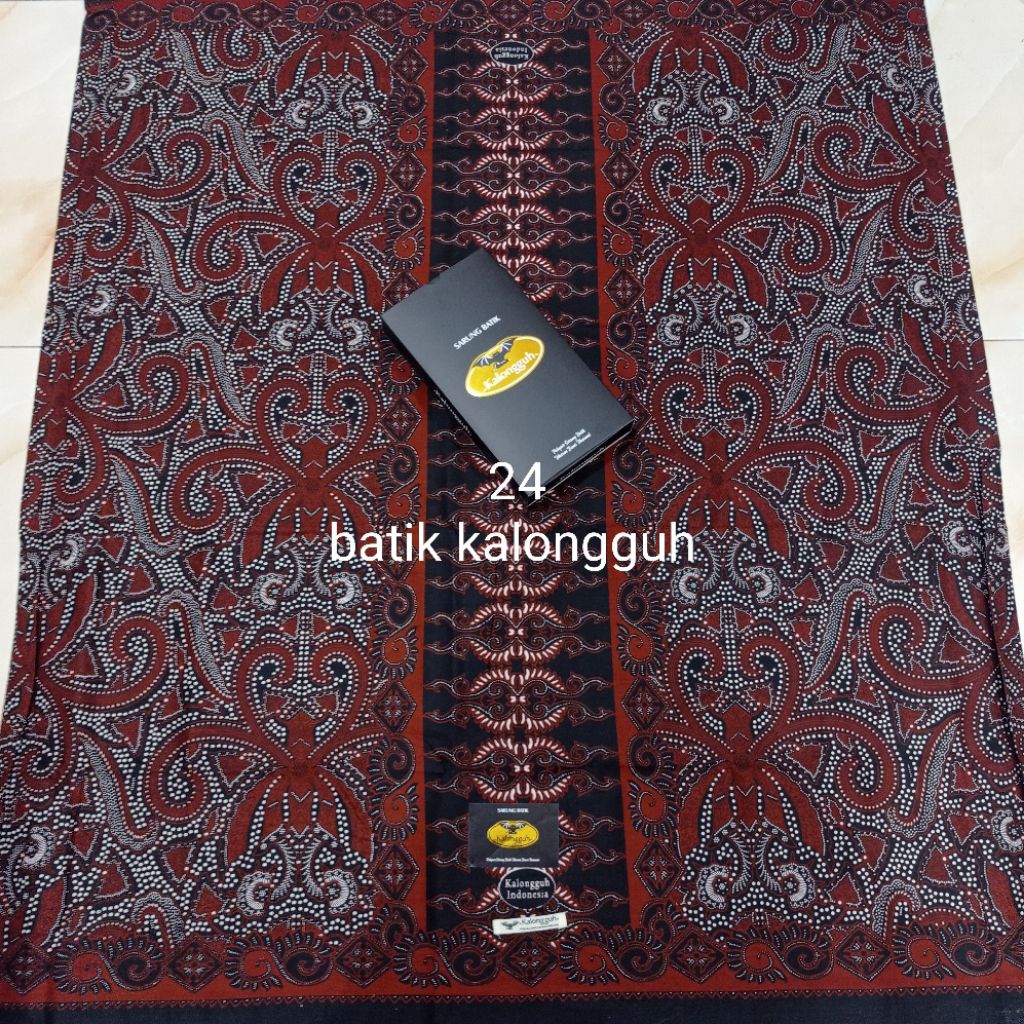 SARUNG BATIK KALONGGUH INDONESIA