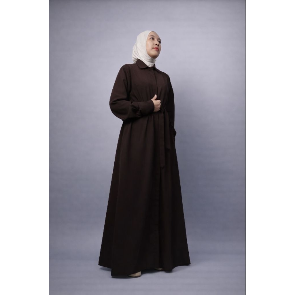 SMSTA Nooré — Alvera Mahogany Dress Gamis Wanita Simple Elegan Premium Wolfis – Dress Muslim Minimal