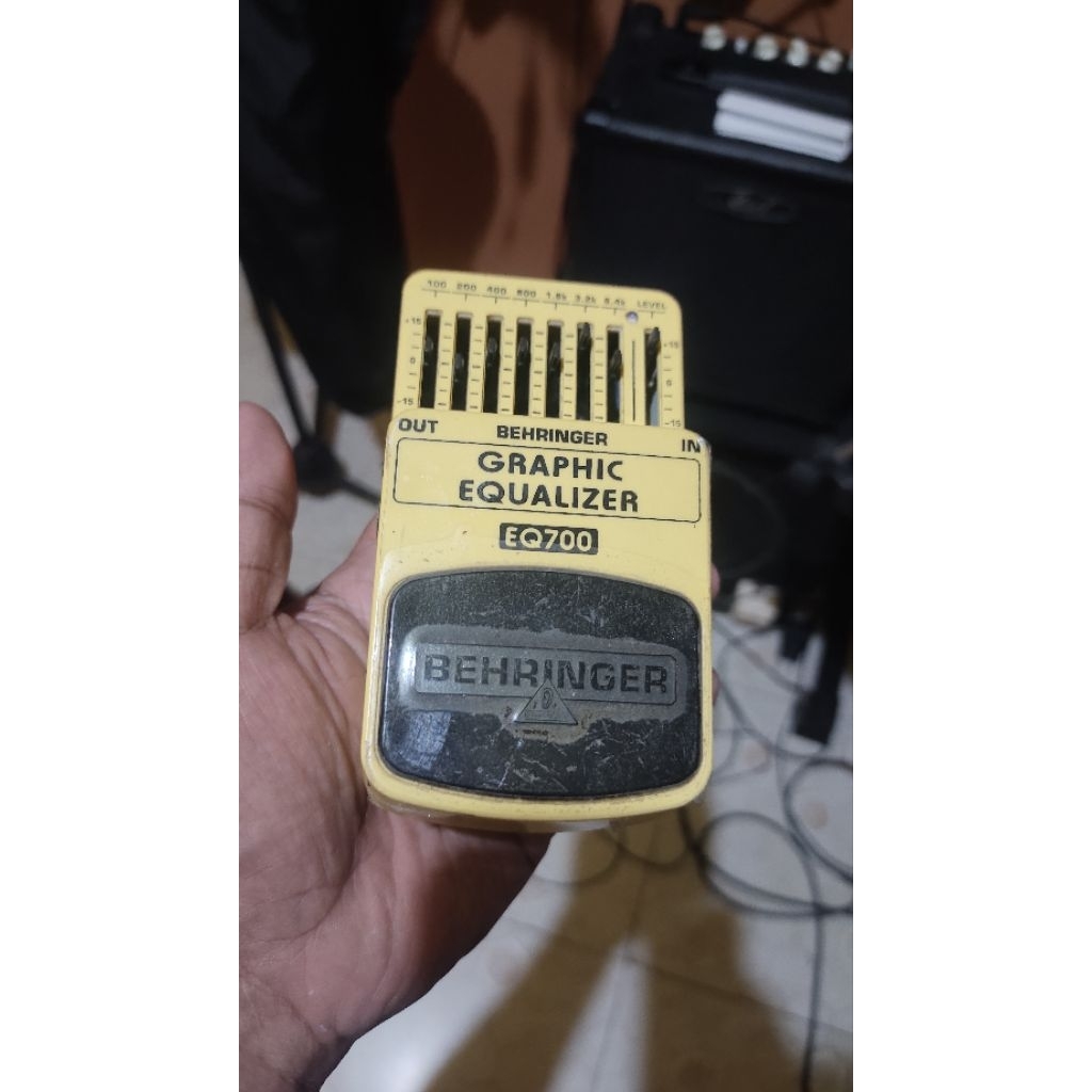 BEHRINGER EQ700 second