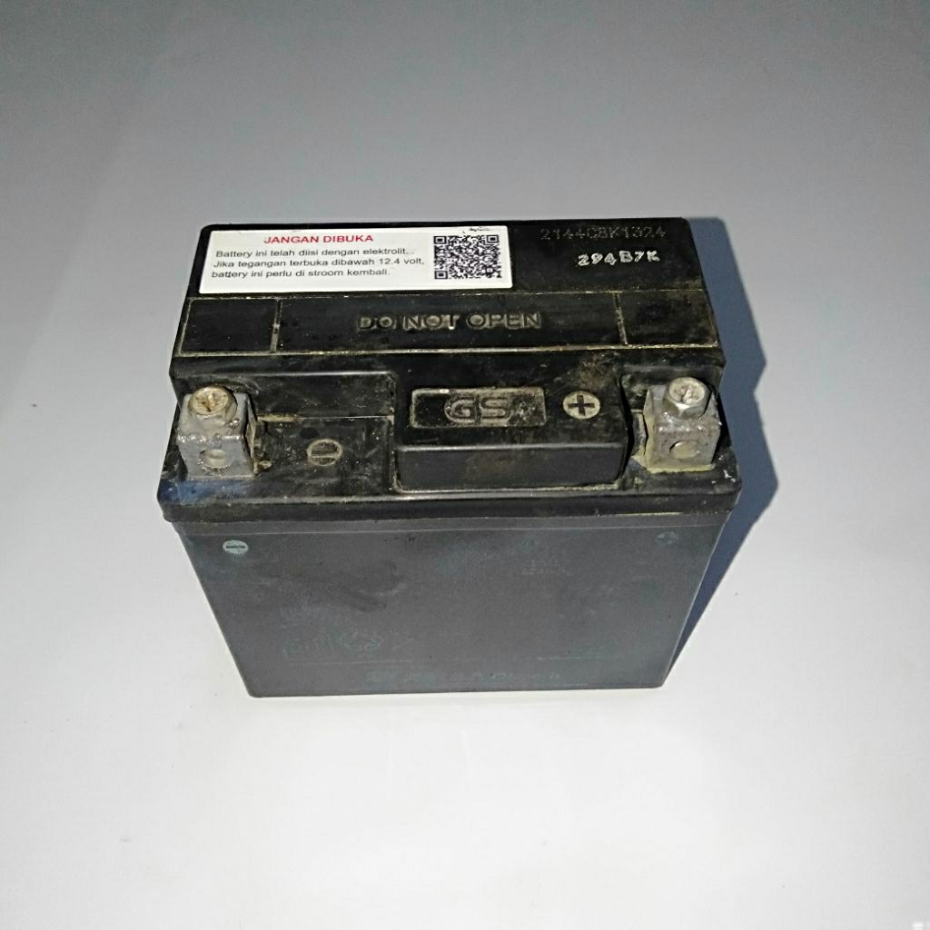 aki motor second vario 125 satria fu 150