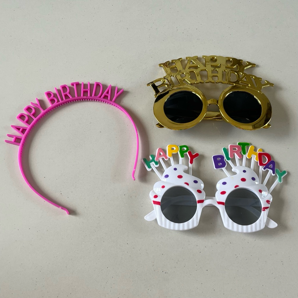 prelovedby.zee | Birthday Props