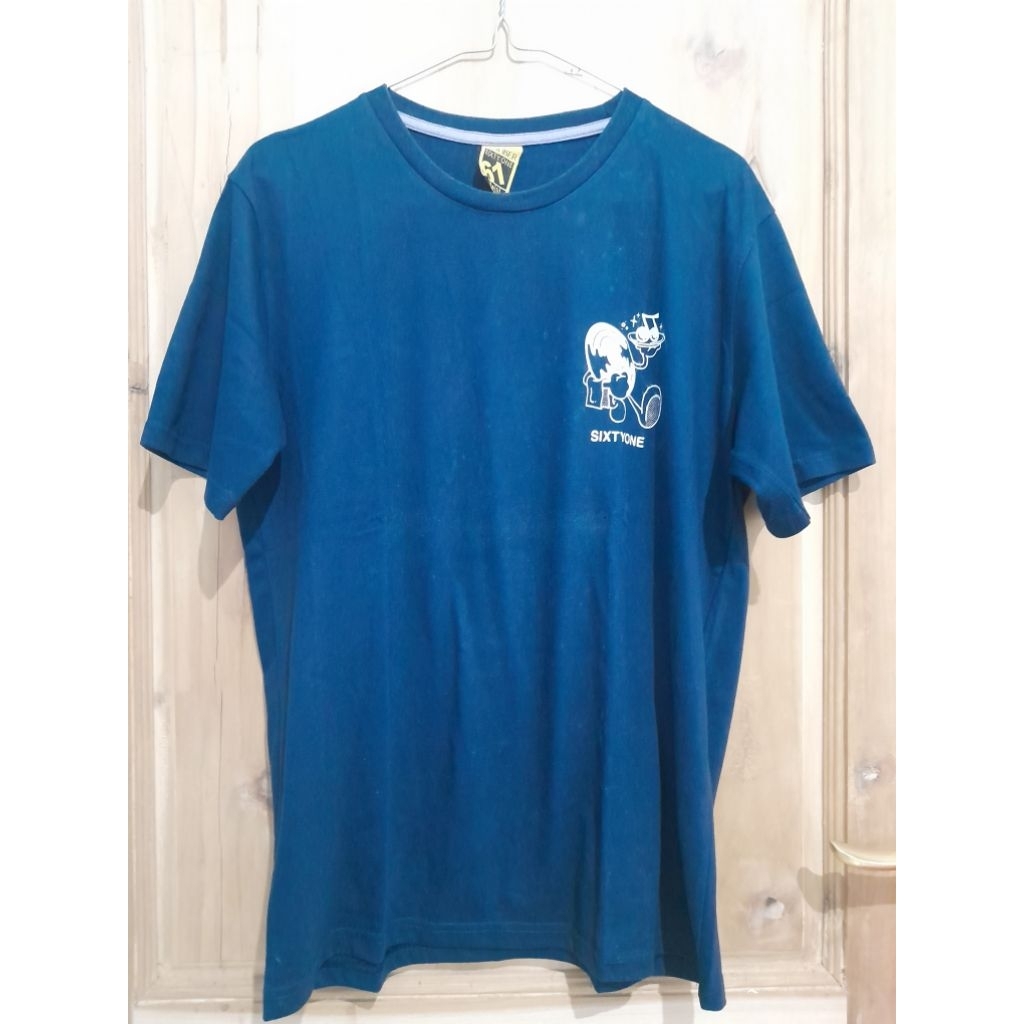 Preloved Kaos Sixty One Size L