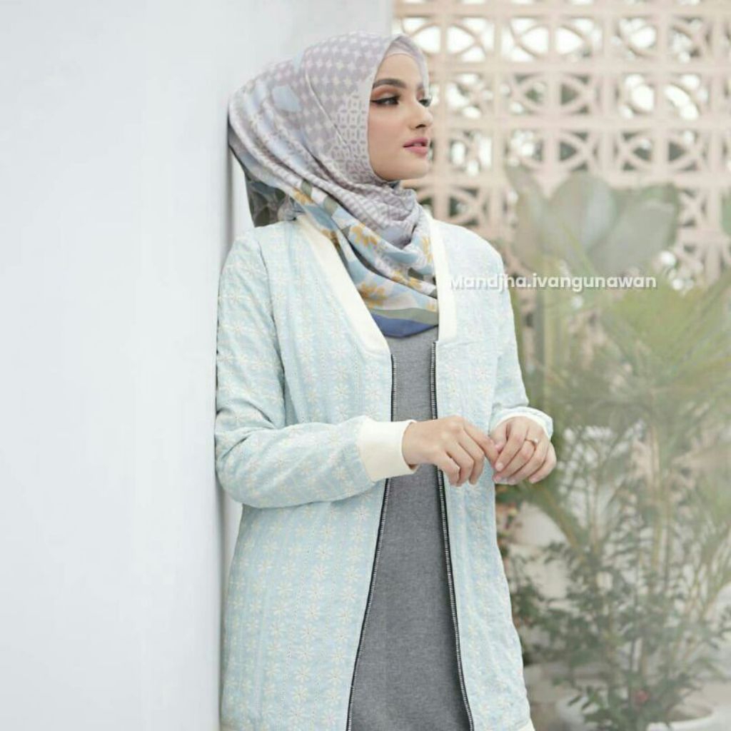 CUCI GUDANG 50% BAJU MANDJHA IVAN GUNAWAN EMBROIDERED DENIM OUTER