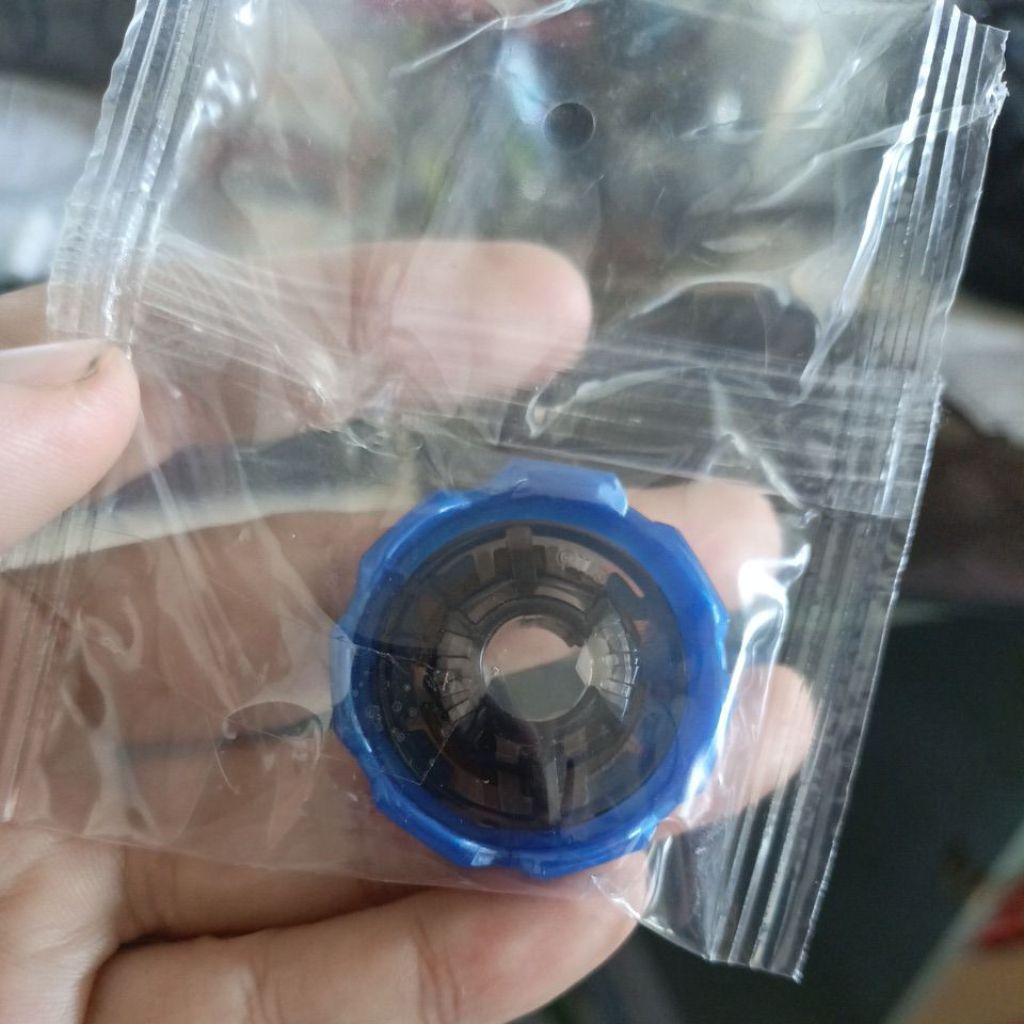 Ratchet 7-70 Beyblade X new seal