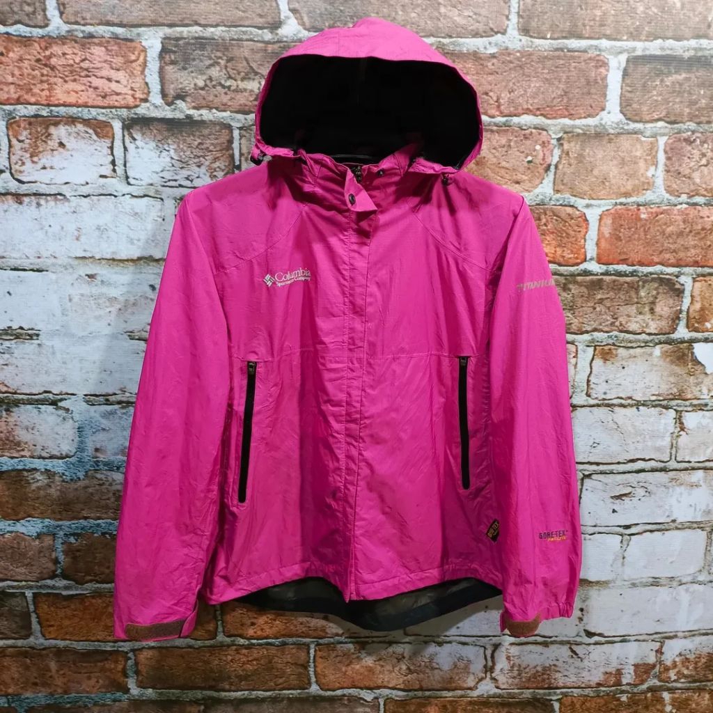 jaket outdoor COLUMBIA TITANIUM gorpcore size L casual bagus original